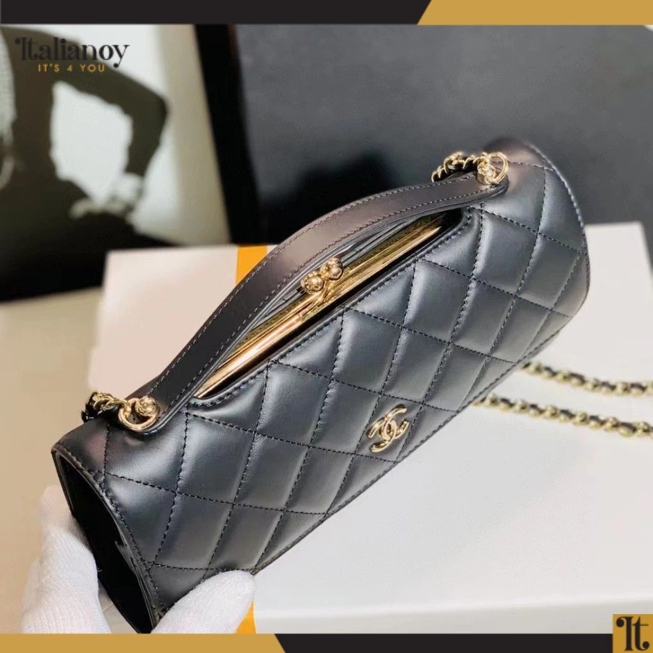 medium Double Flap shoulder bag black