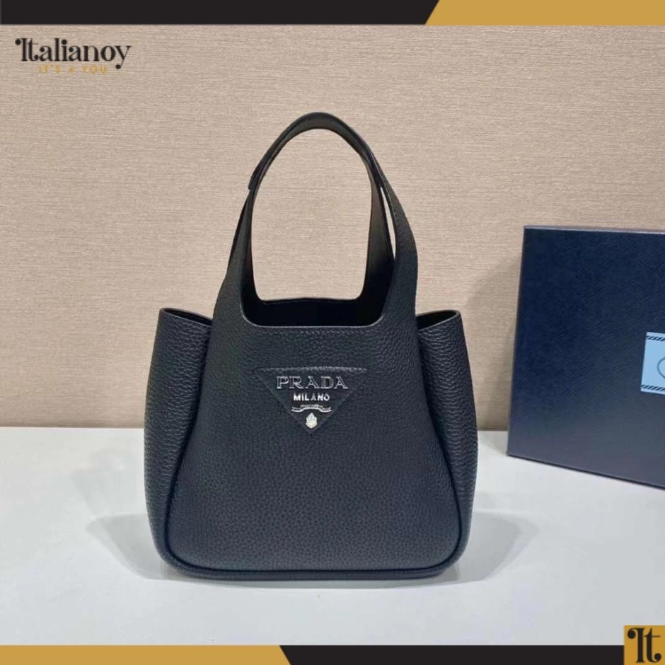 PRADA DYNAMIQUE LEATHER