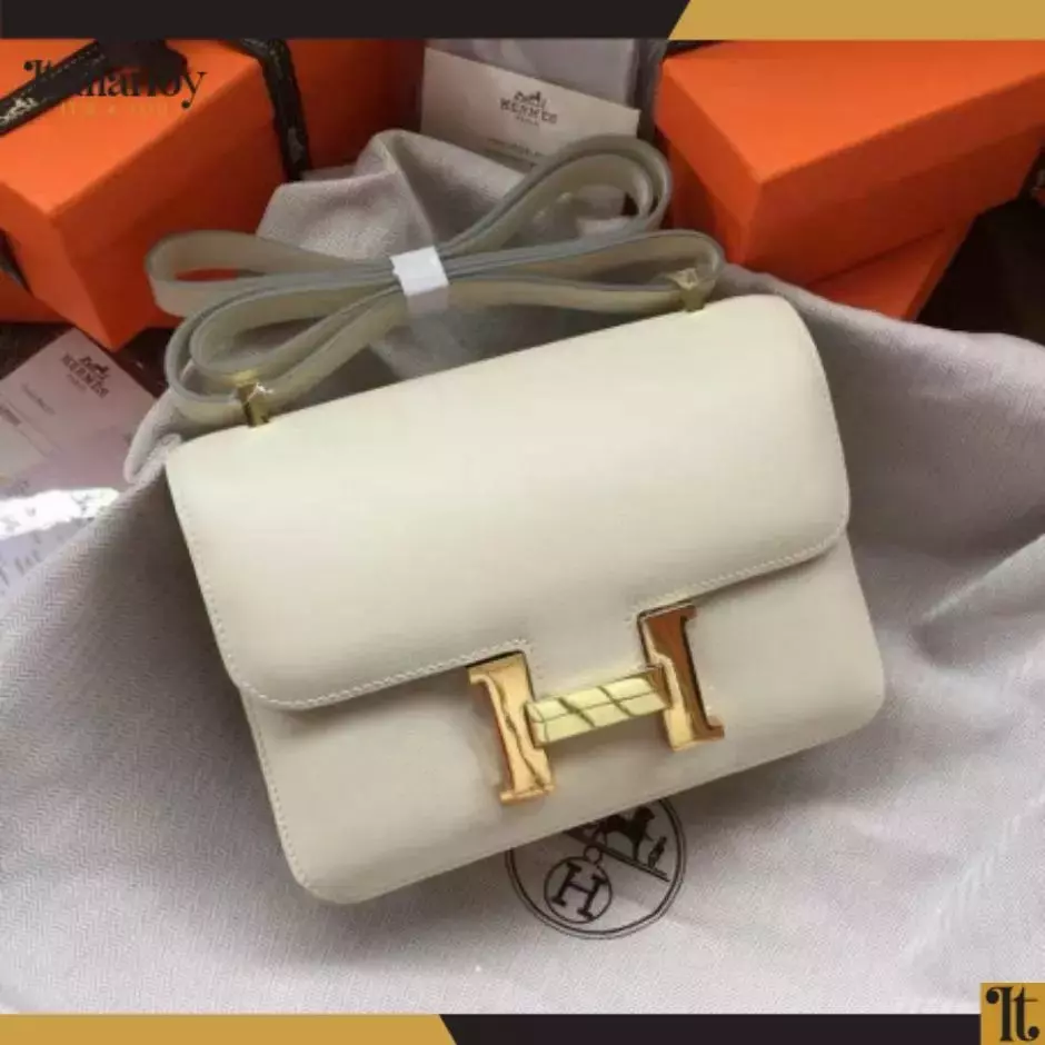 Hermès Constance