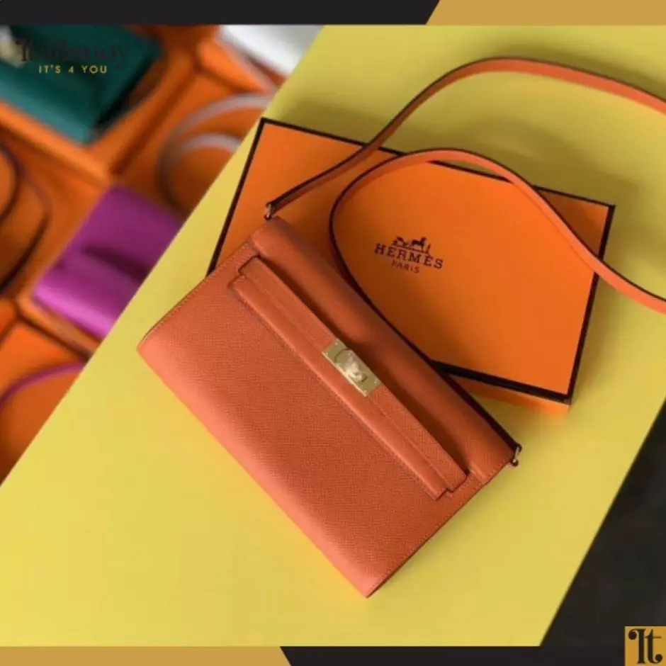 Hermès Women's clutch