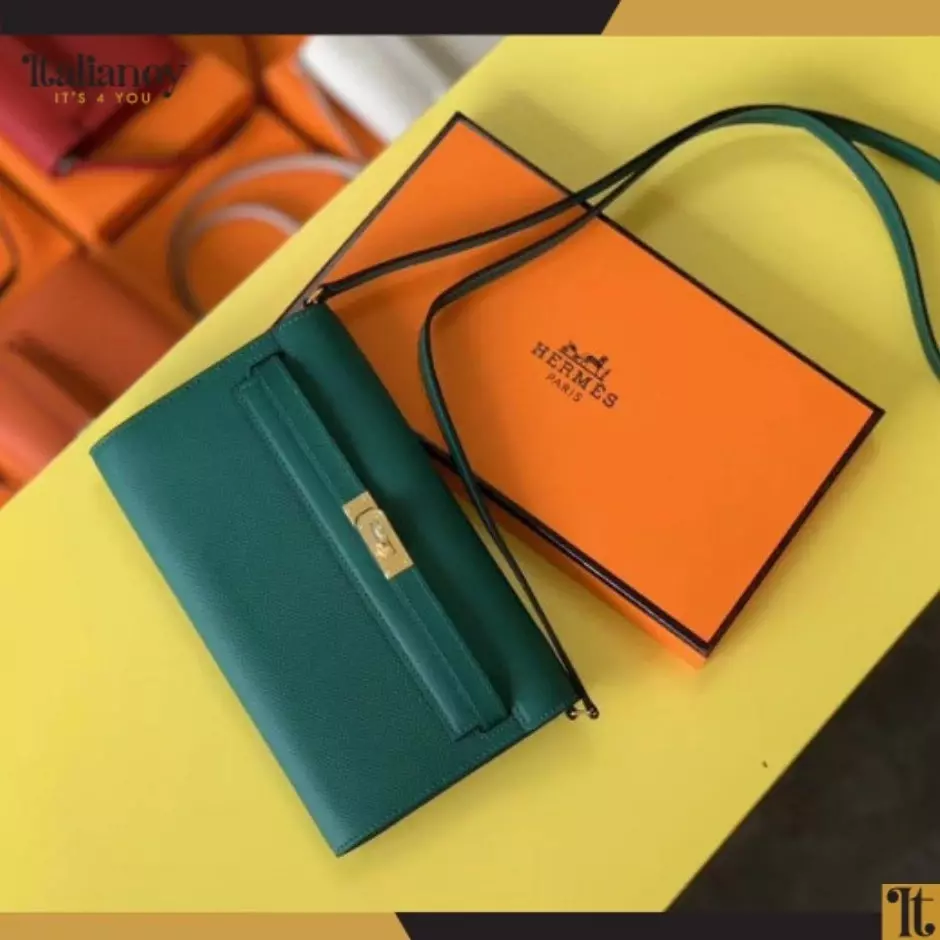 Hermès Women's clutch