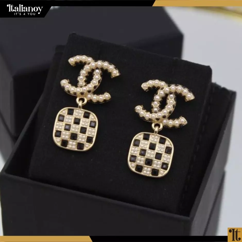 Boucles D'oreilles Chanel Logo Cc