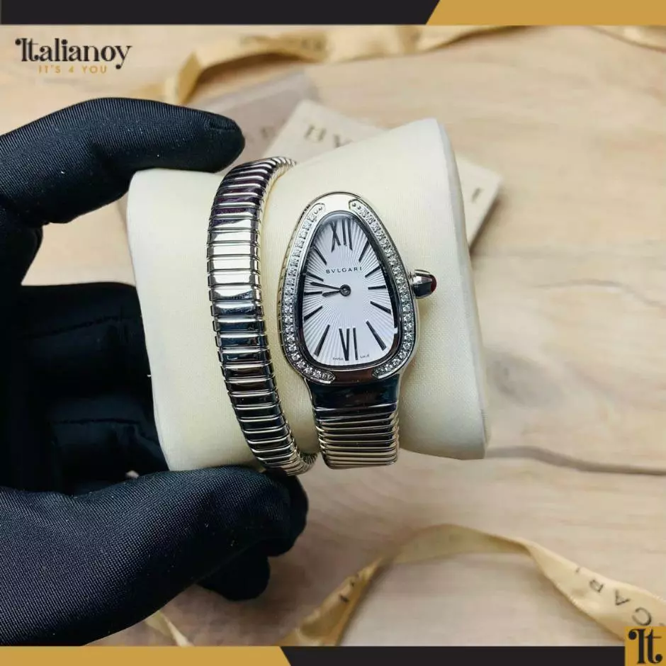 Serpenti Tubogas single silver opaline dial