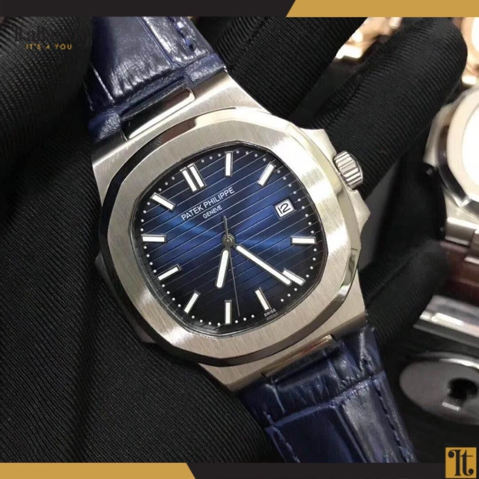 Patek Philippe Nautilus Self-Winding