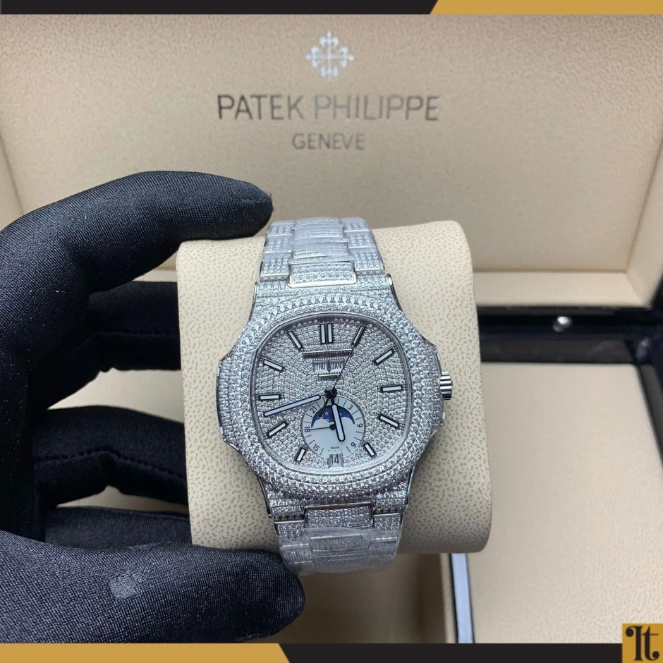 Patek Philippe Nautilus Silver White