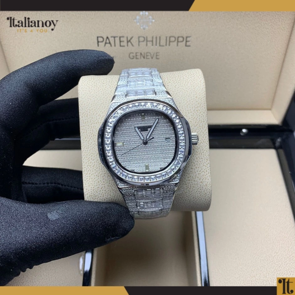 Patek Philippe Nautilus Gold
