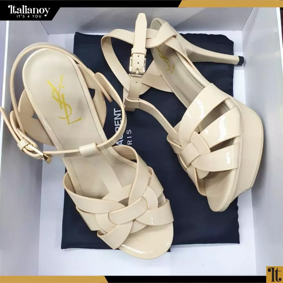 TRIBUTE SANDALS IN SMOOTH LEATHER