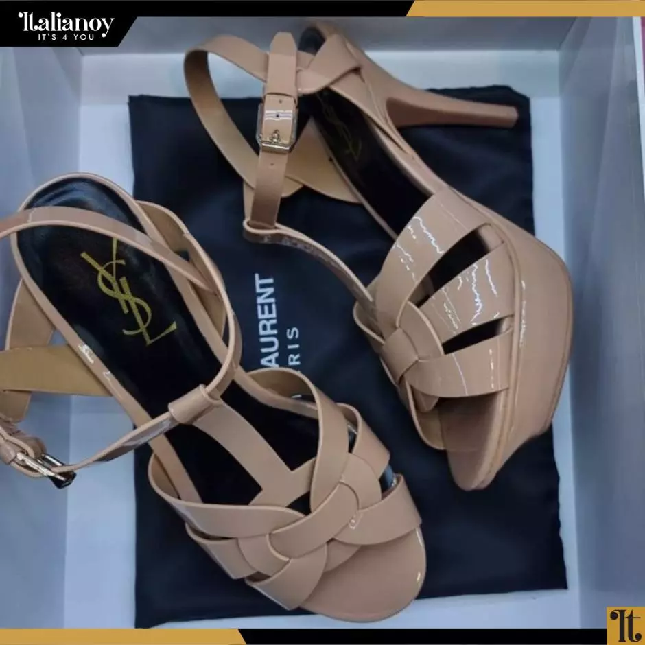 TRIBUTE SANDALS IN SMOOTH LEATHER