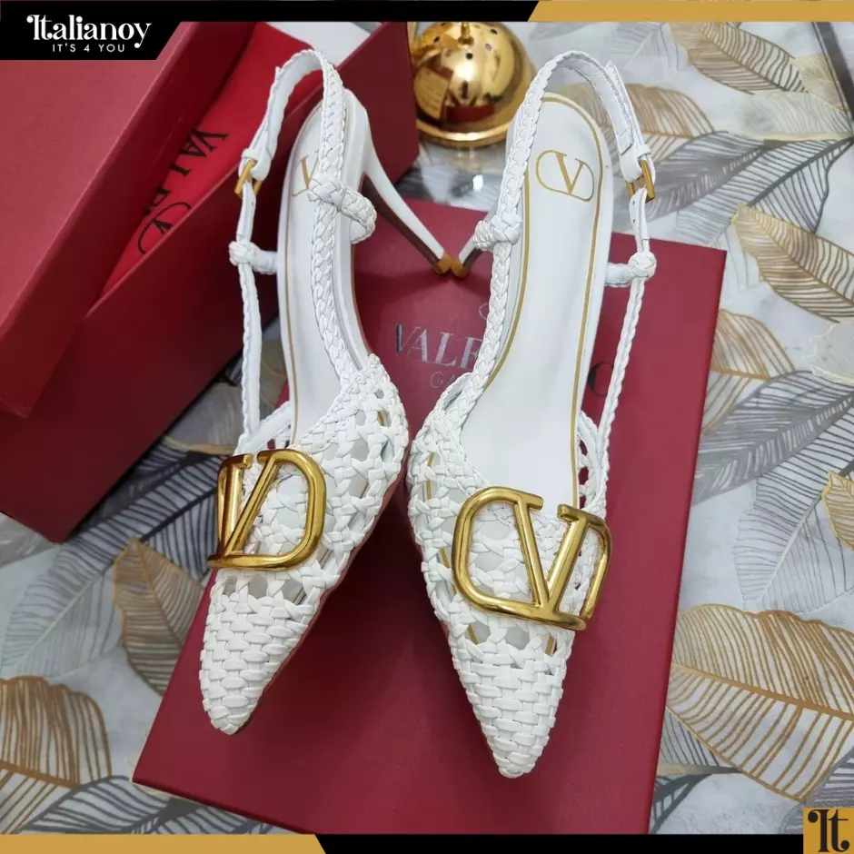 Valentino Garavani VLogo patent leather slingback pumps white