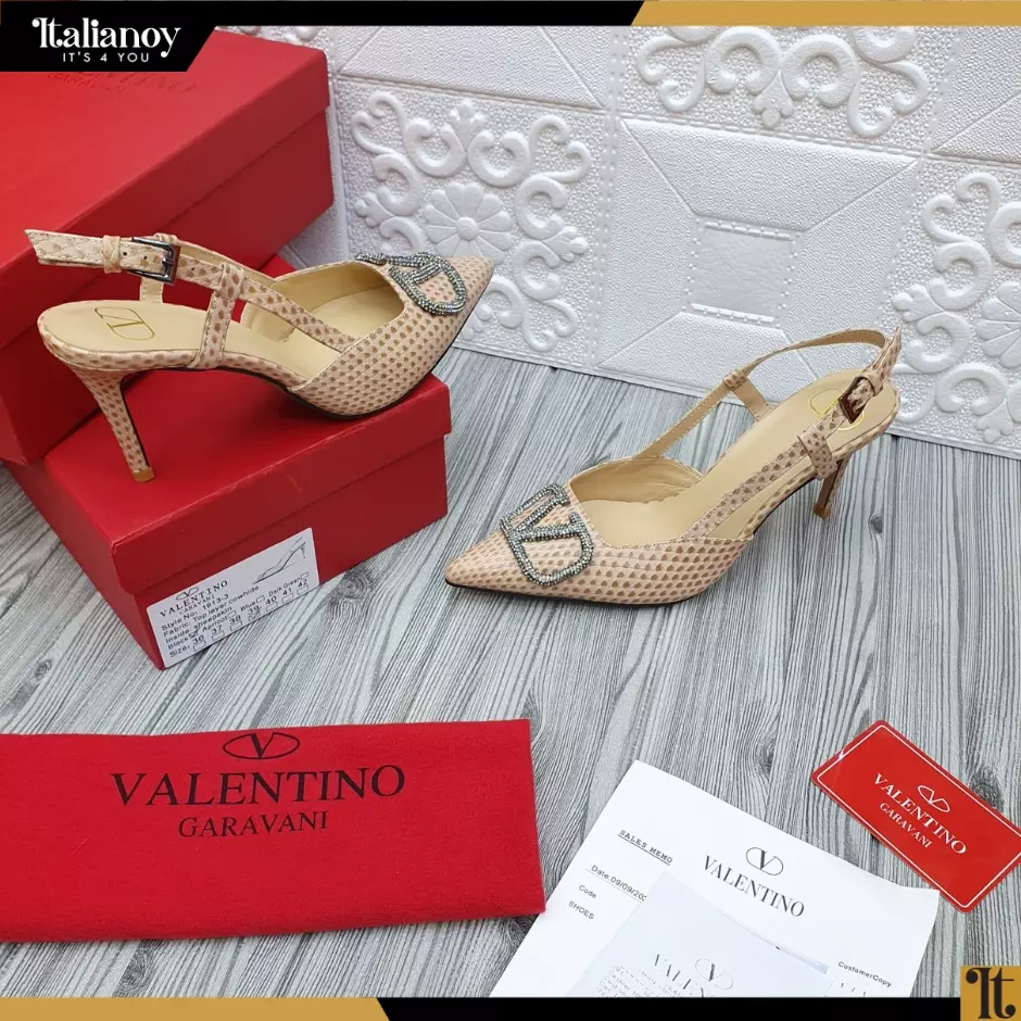 Valentino Garavani V Logo Patent Slingback pumps Beige