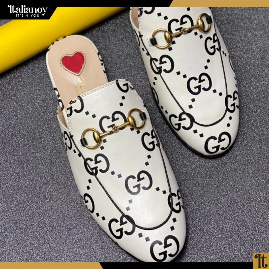 Gucci Shoes Black-white