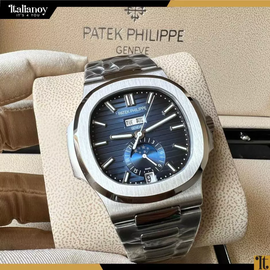 Patek Philippe Aquanaut Self-Winding Silver-Blue