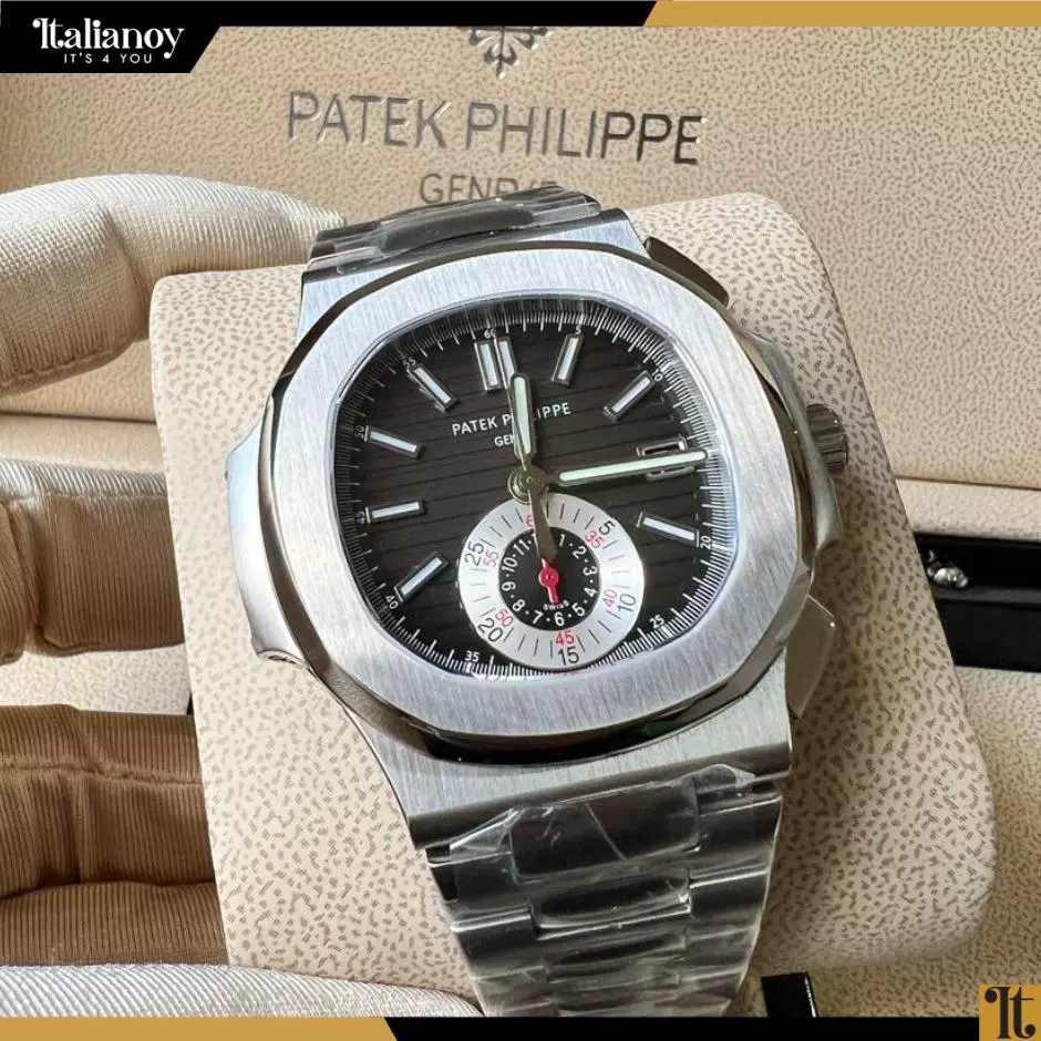 Patek Philippe Aquanaut Self-Winding Gray-Black