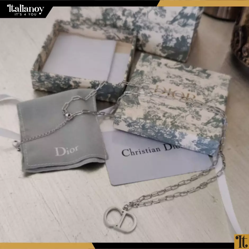 DIOR NECKLACET SILVER