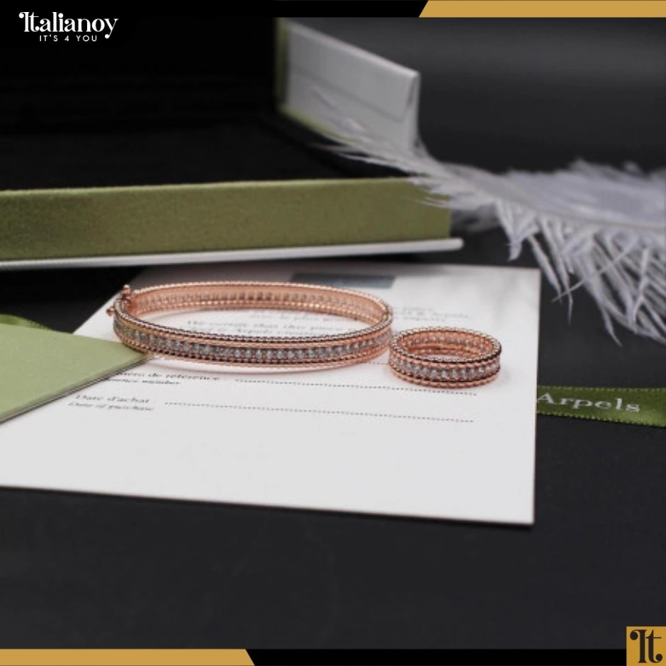 Van Cleef Perlée diamonds bracelet & Ring Rose Gold