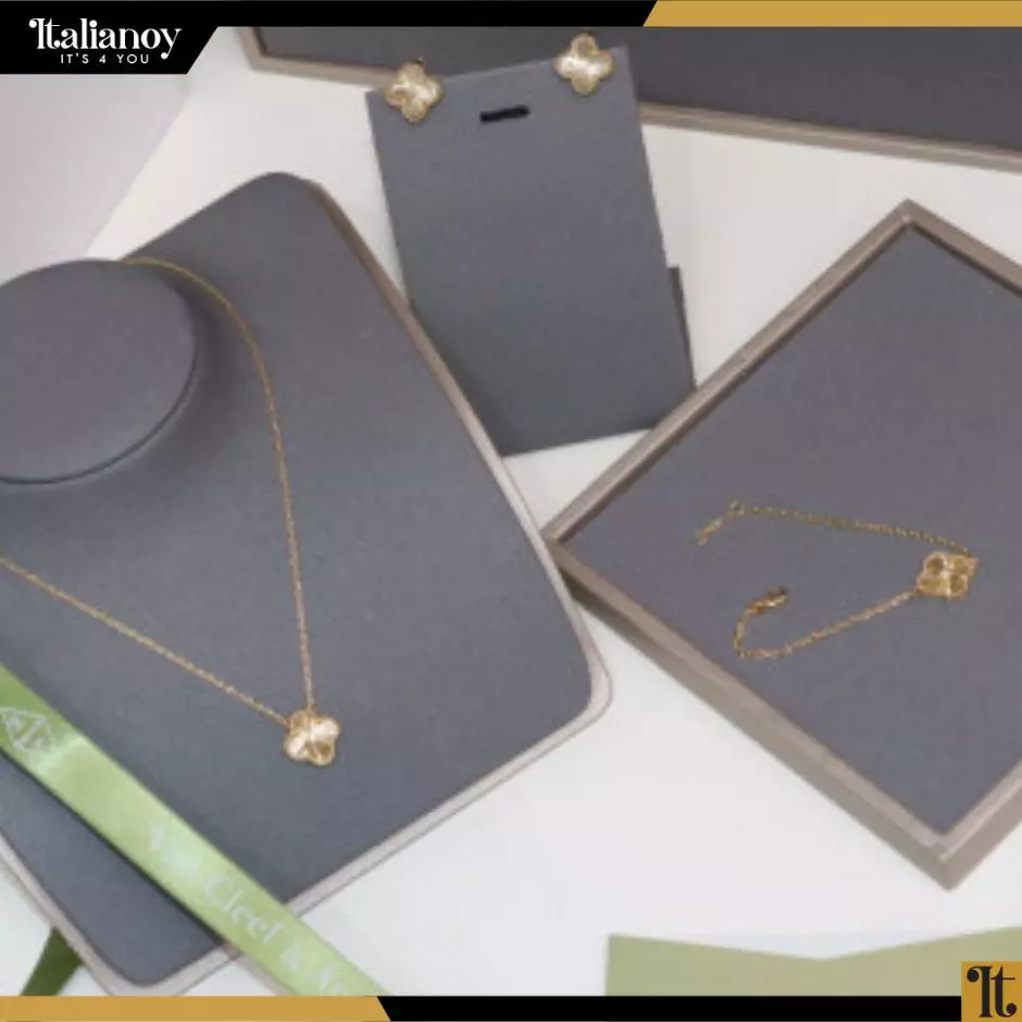 Van Cleef A Gold Necklace - Bracelet - Earring