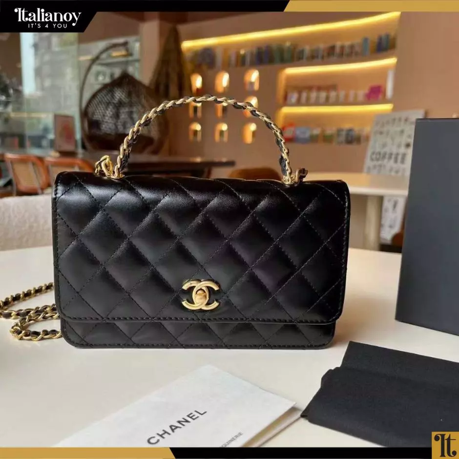 CHANEL FULL FLaP SHOULDER BAG