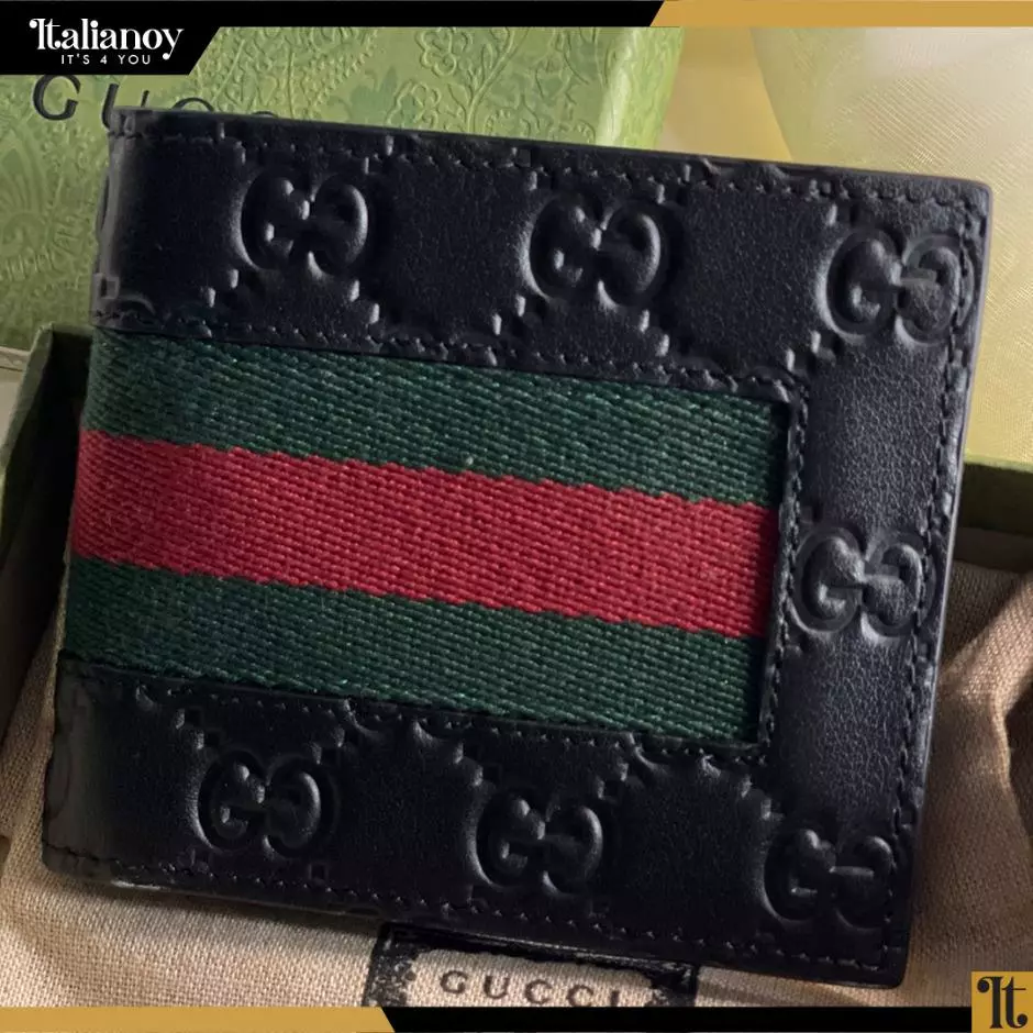 Gucci Signature Web...