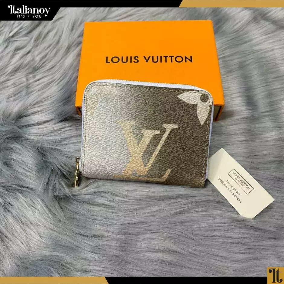 Louis Vuitton Zippy Coin Purse Midnight white