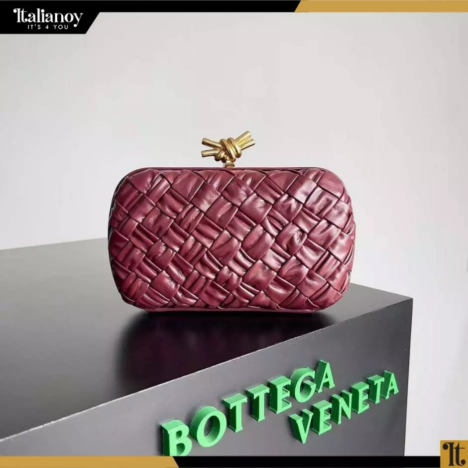 BOTTEGA VENETA Knot Minaudiere