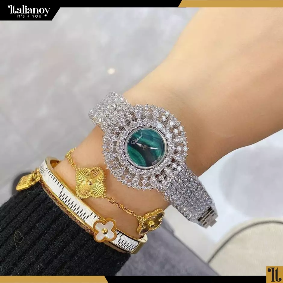 L'heure Du Diamant Oval Green