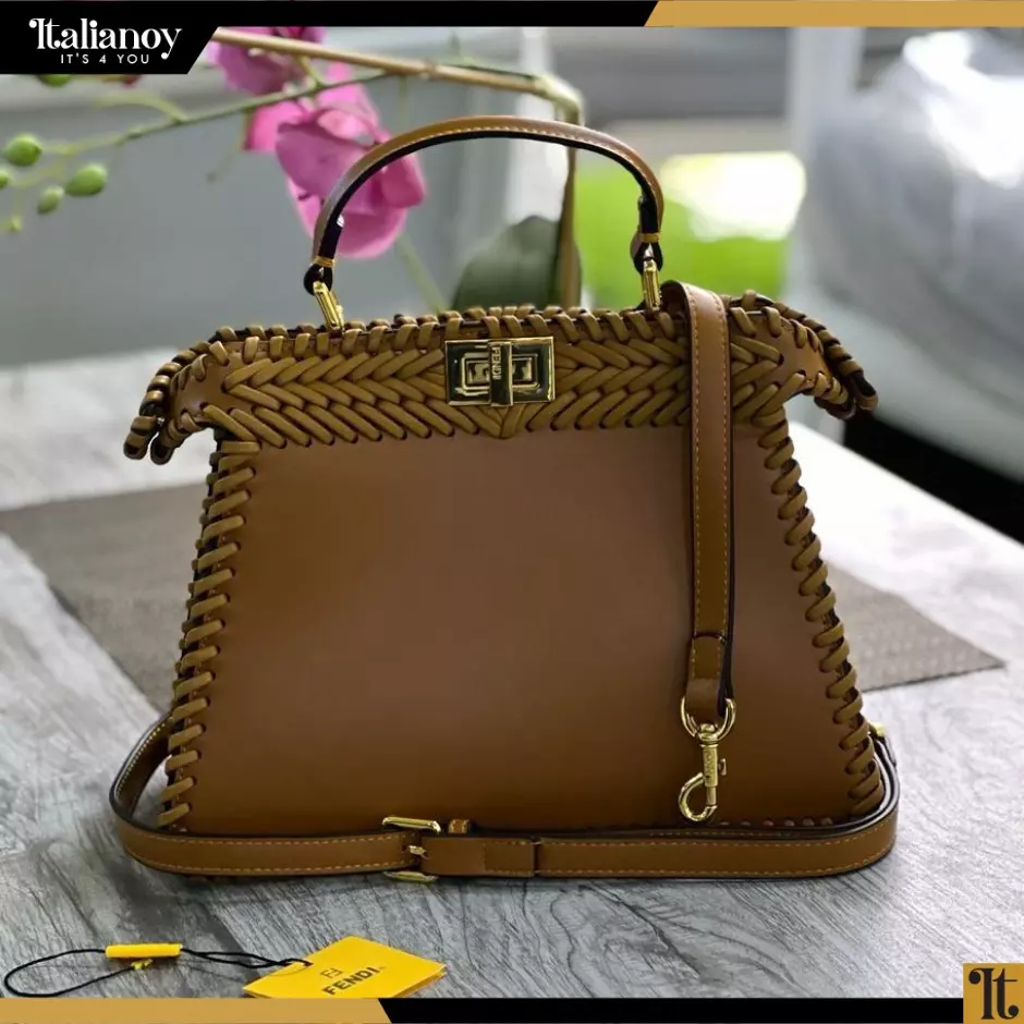 PEEKABOO ISEEU MEDIUM WOVEN STRAW BAG