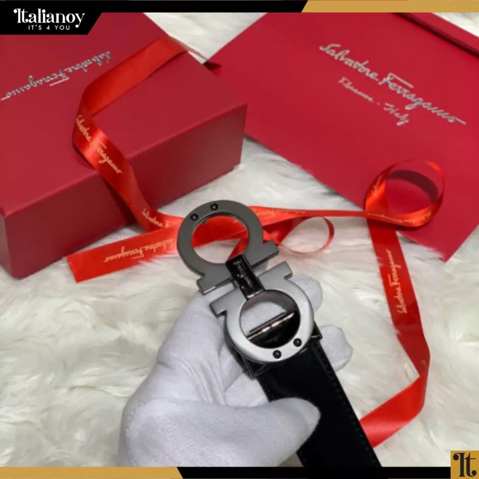 SALVATORE Ferragamo Gancini Buckle Belt silver