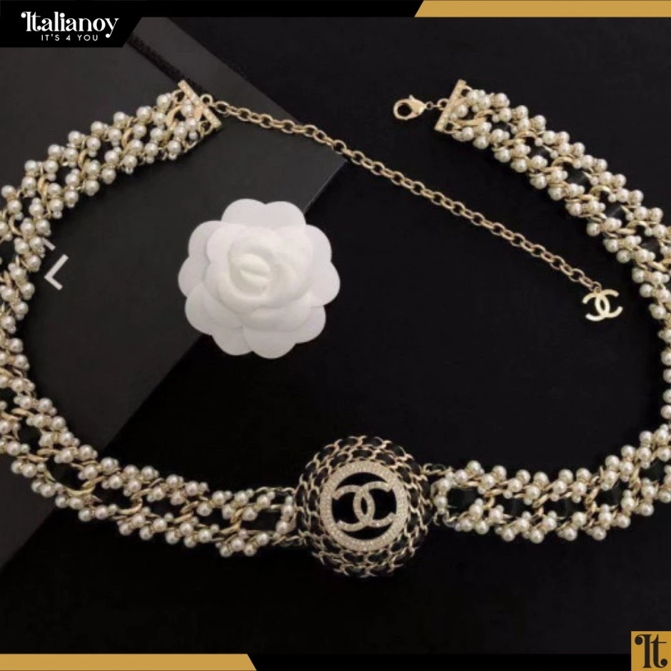 BELT Metal, Glass Pearls, Lambskin & Strass Gold, Pearly White & Crystal