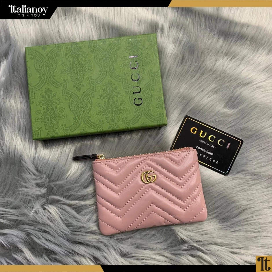 GG Marmont card wall...