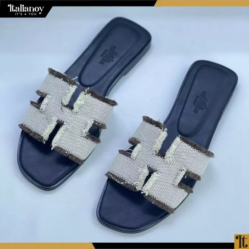 HERMES | Casual Style Plain Leather Elegant Style Logo Sandals