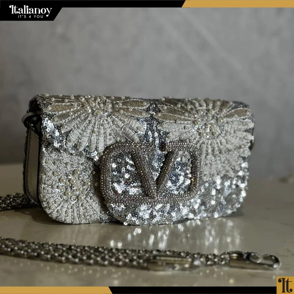 Locò Small Shoulder Bag With Floral Motif Embroidery Silver