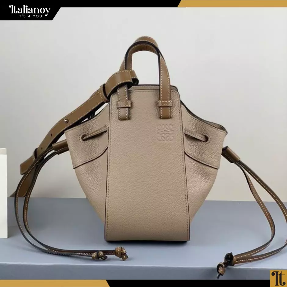 Mini Hammock Drawstring In Soft Grained Calfskin