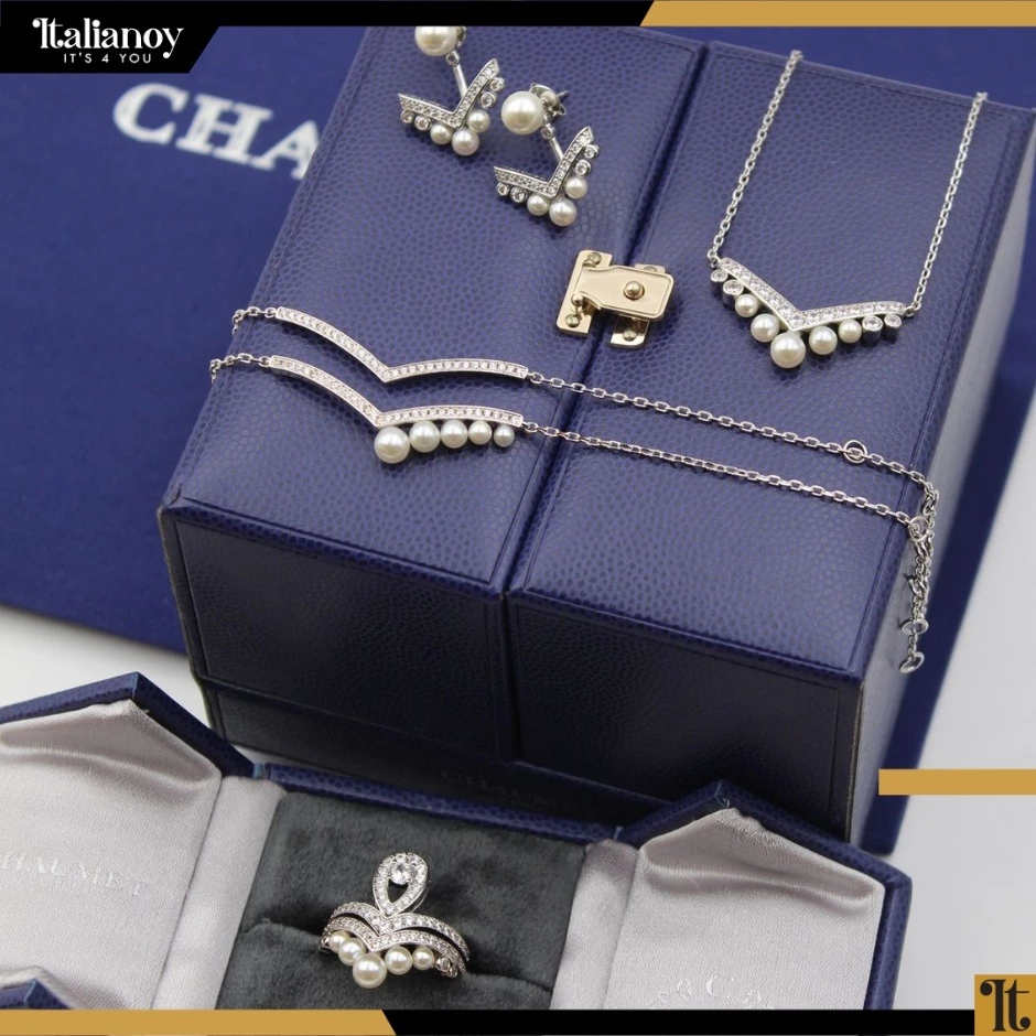 "JOSÉPHINE AIGRETTE "