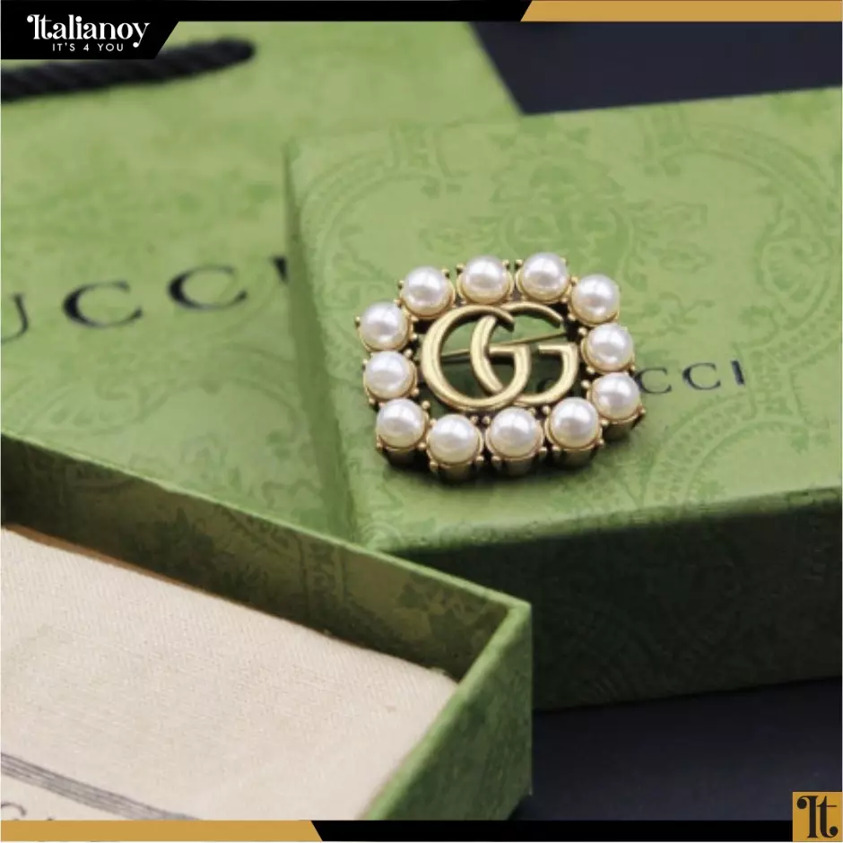 Gucci brooch