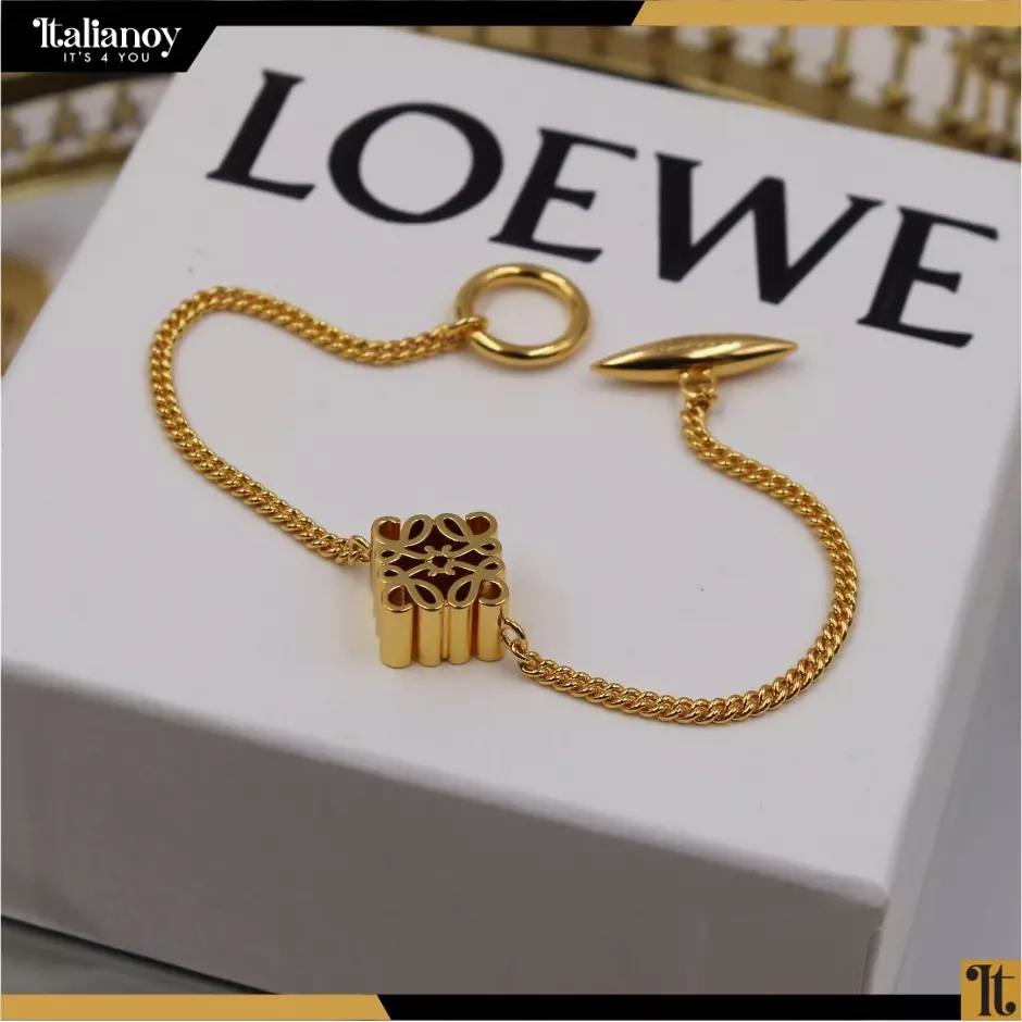 BRACELET WITH ANAGRAM GOLD