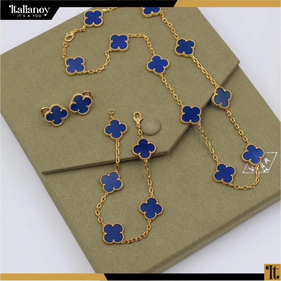 Vintage Alhambra motifs