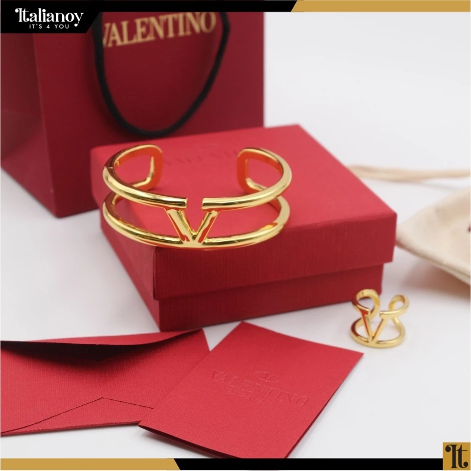 VALENTINO GARAVANI GOLD VLOGO CUFF BRACELET + RING