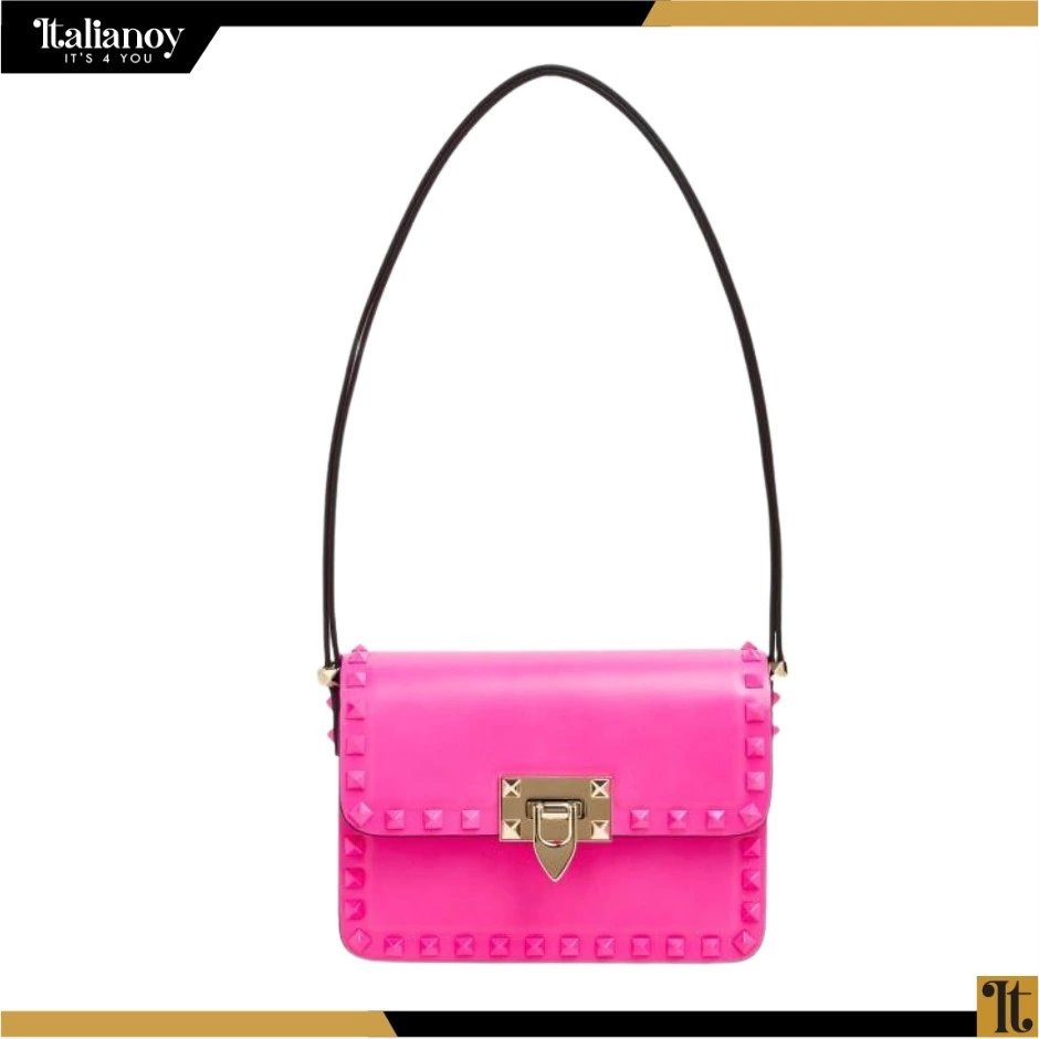 ROCKSTUD23 SMOOTH CALFSKIN SHOULDER BAGPINK PP
