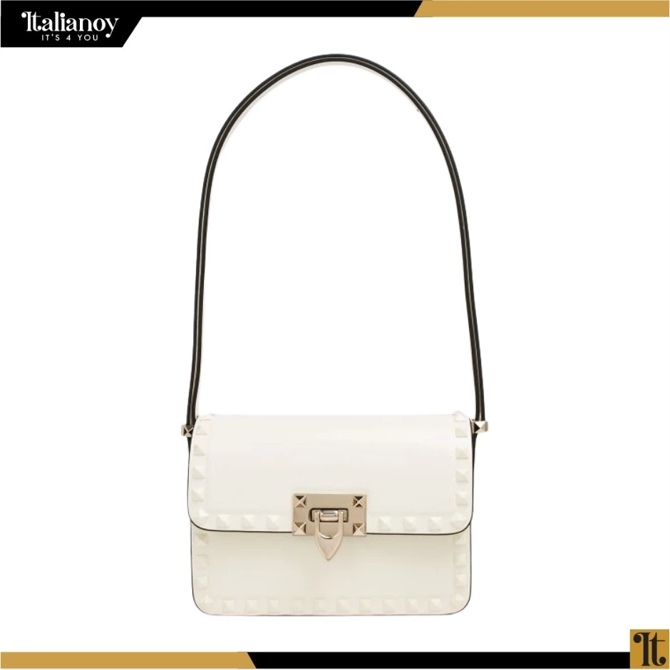 ROCKSTUD23 SMOOTH CALFSKIN SHOULDER BAG IVORY