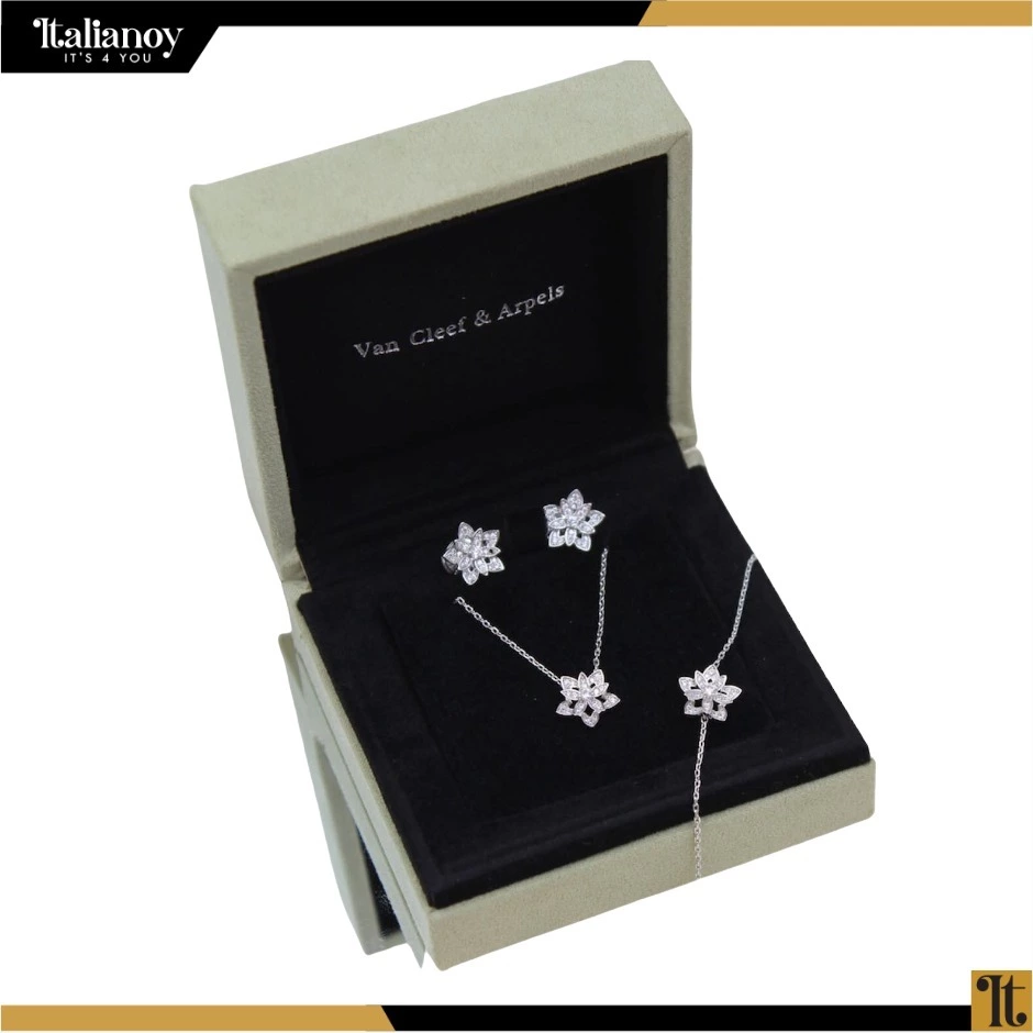 Lotus openwork pendant mini model