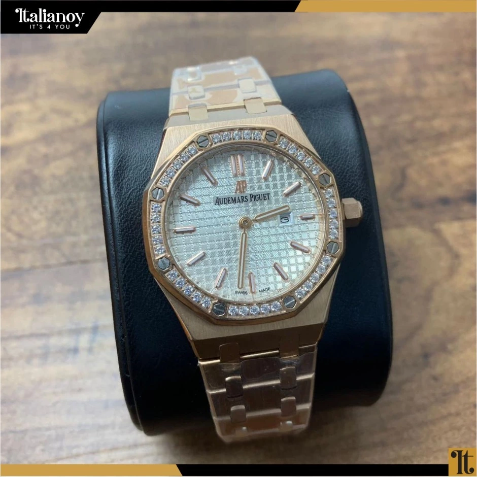 Audemars Piguet Royal Oak Quartz white rose gold watch
