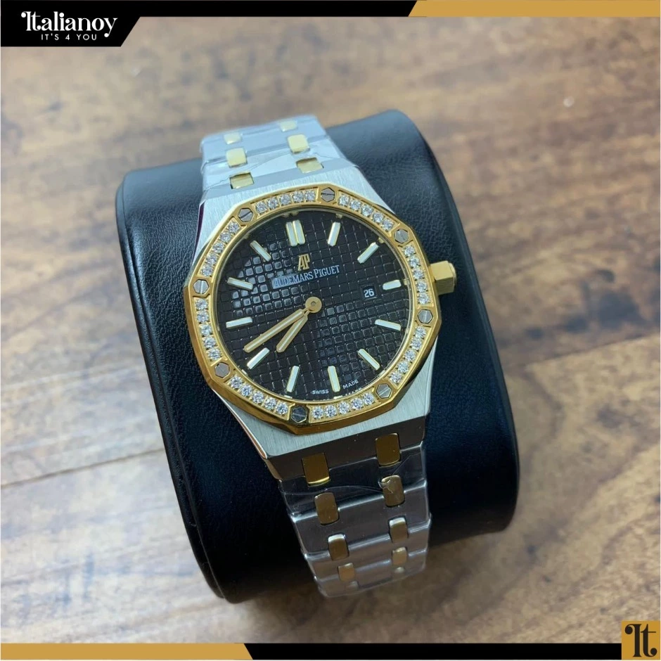 Audemars Piguet Royal Oak Quartz black/silver-gold watch