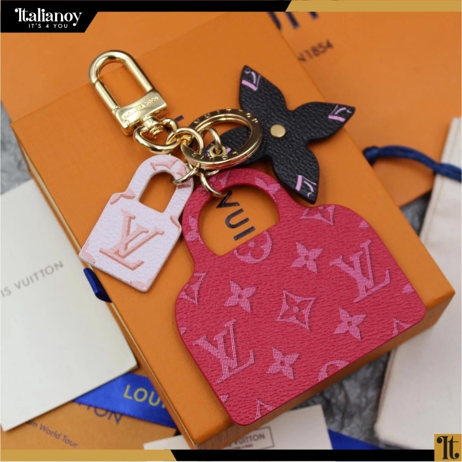 Illustre Alma Keyring