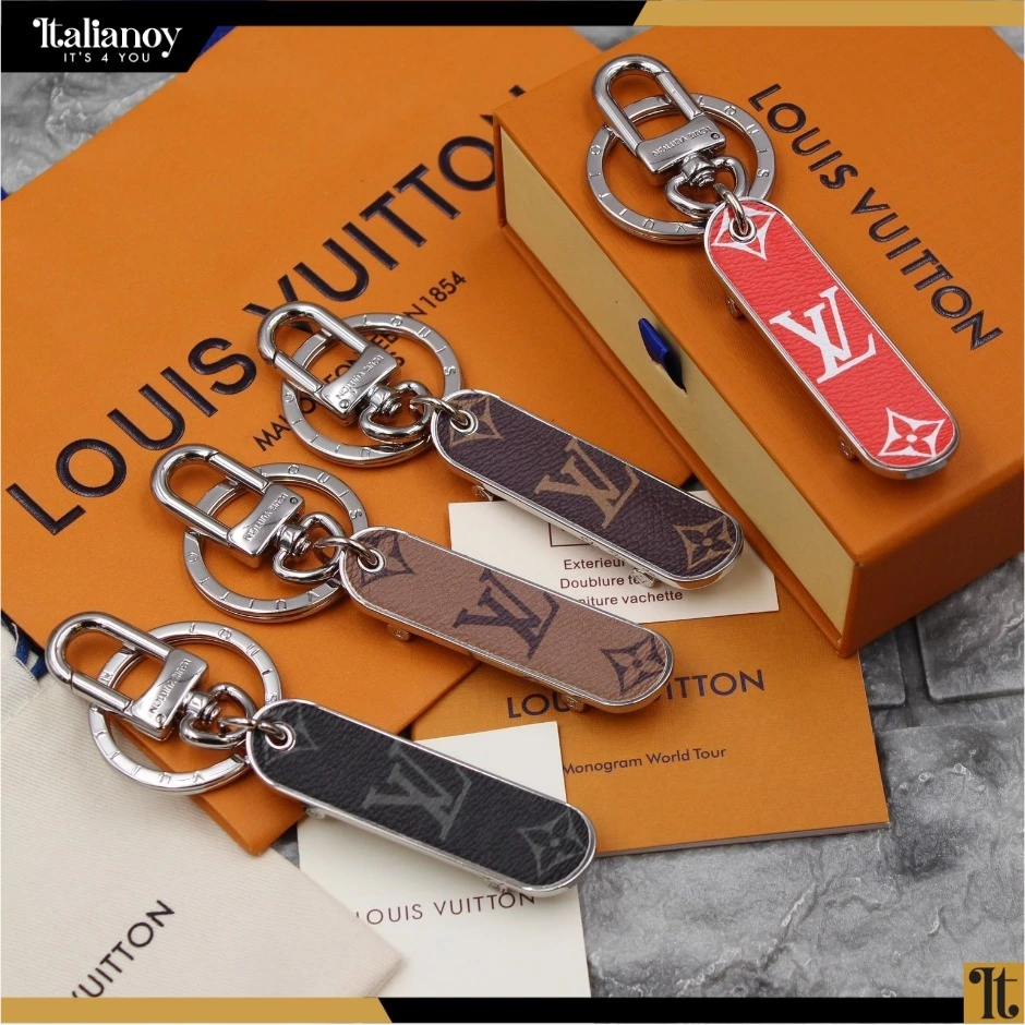 Monogram Skate Bag C...