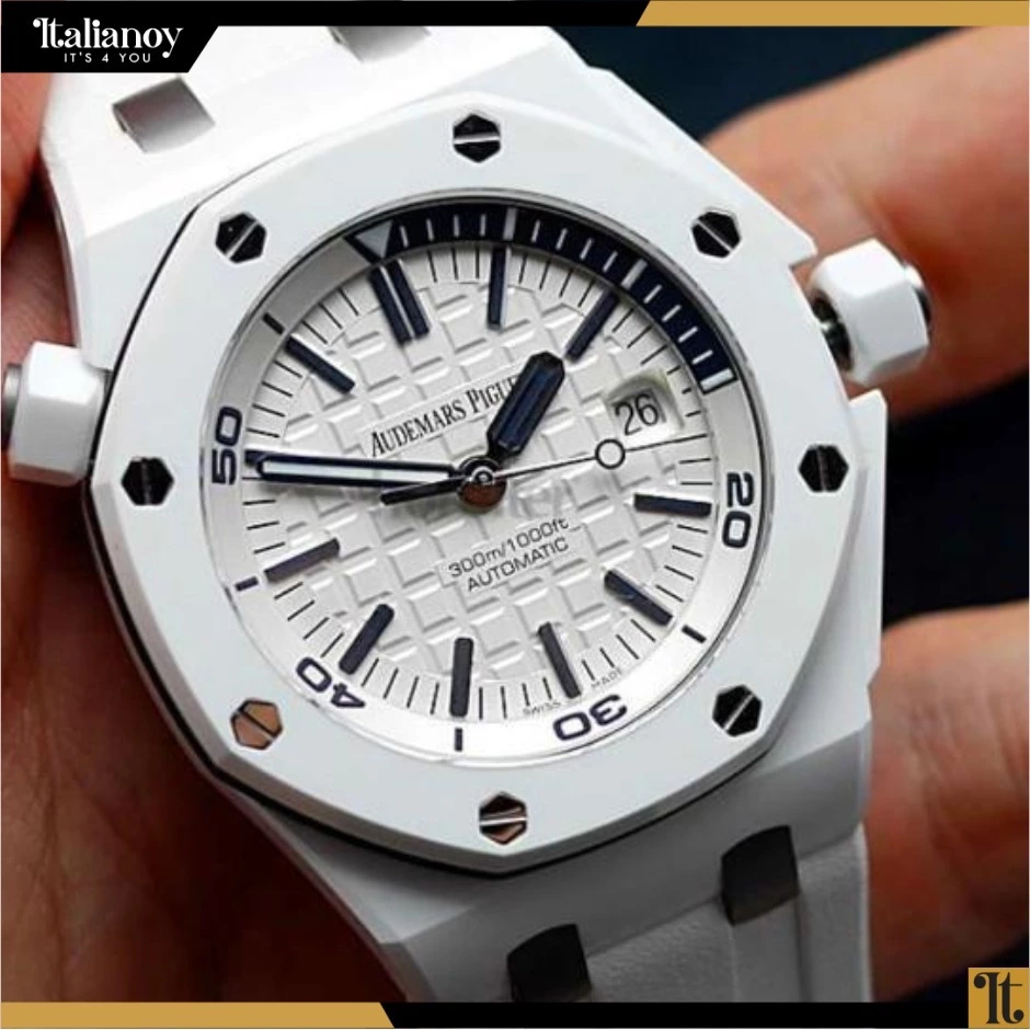 Royal Oak Offshore Diver 42mm White watch hands-on