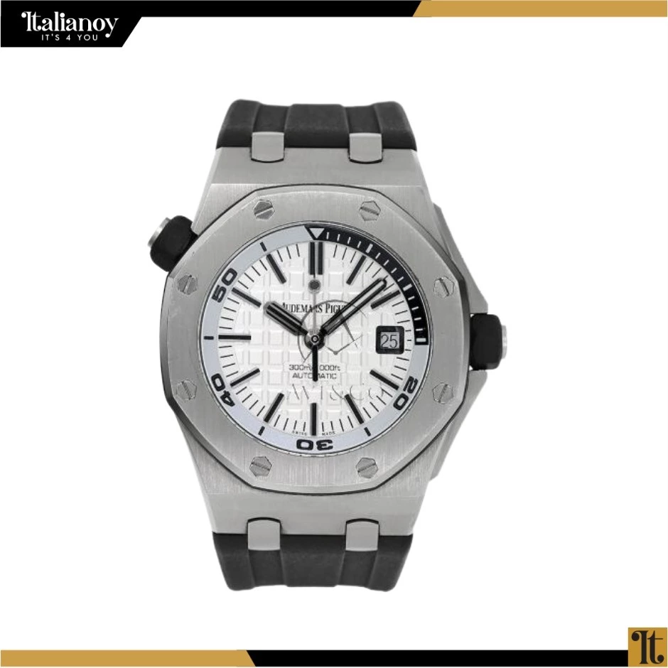 Royal Oak Offshore Diver silver-toned dial