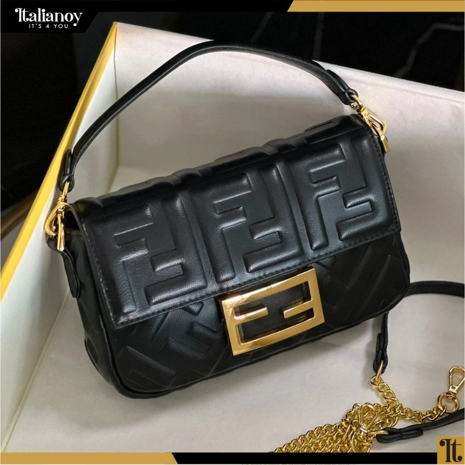 Baguette Black leather bag