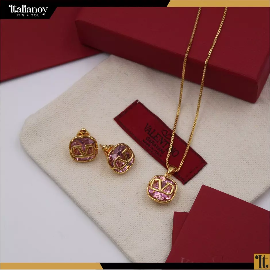 Valentino Garavani Valentino V-Logo Purple