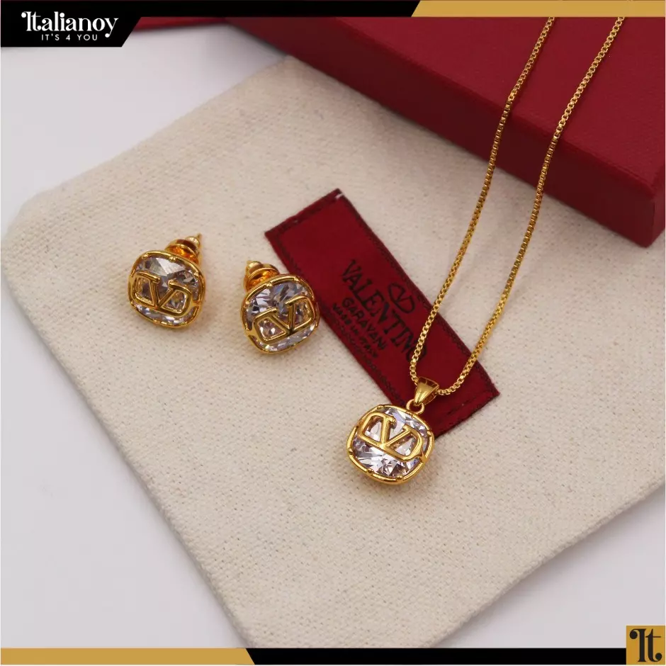 Valentino Garavani Valentino V-Logo