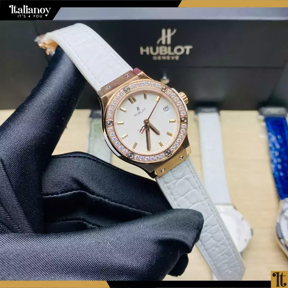HUBLOT CLASSIC FUSION WHITE RACING GOLD DIAMONDS